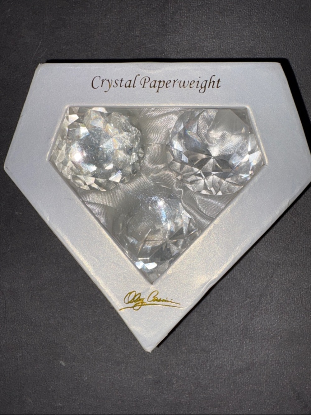 Oleg Cassini Crystal Paperweight Set - Clear